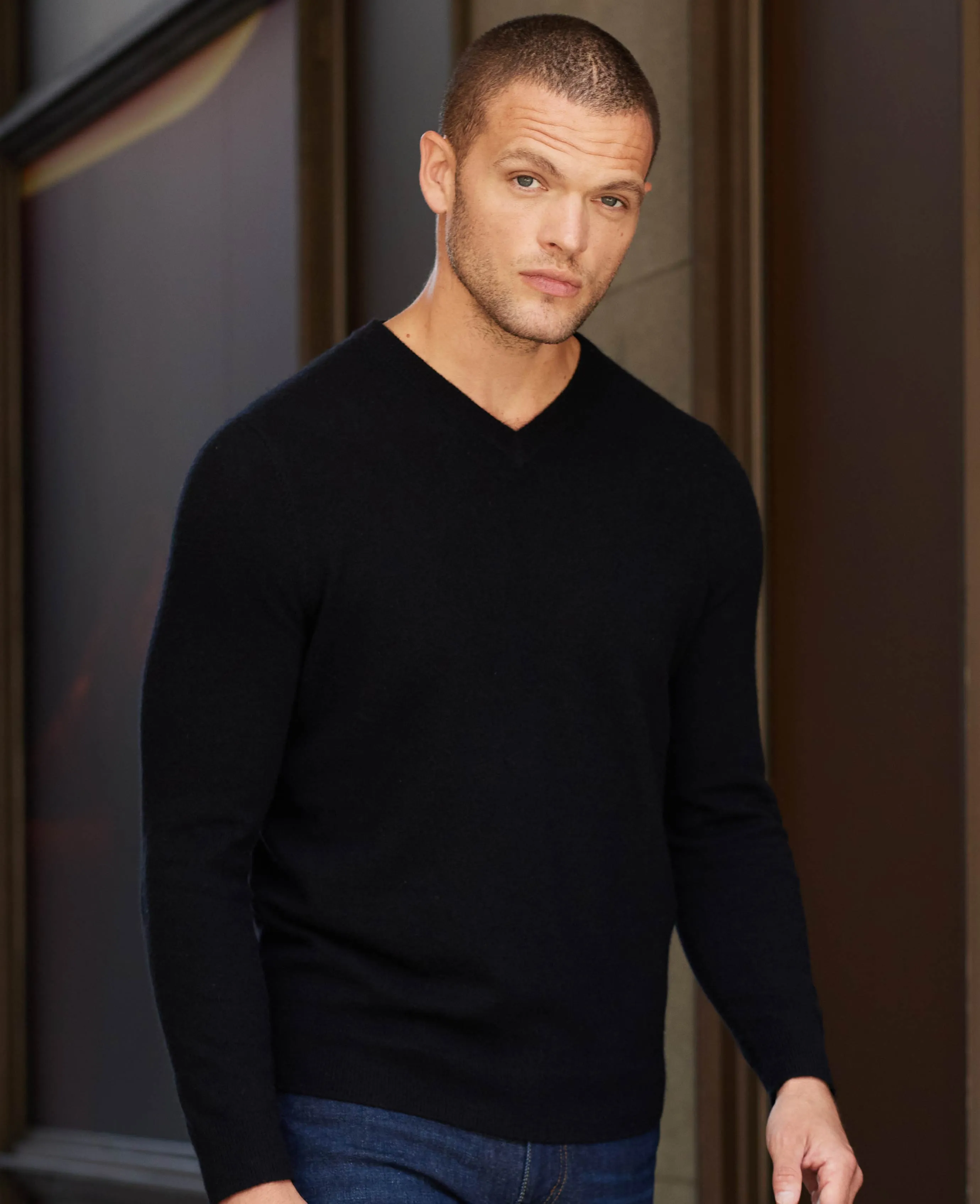 Black Wool Cashmere V-Neck Jumper